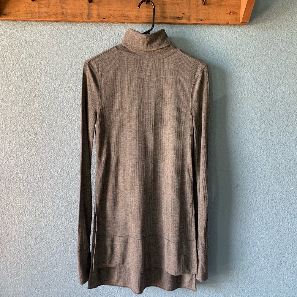 Guess long sleeve sweater dress
